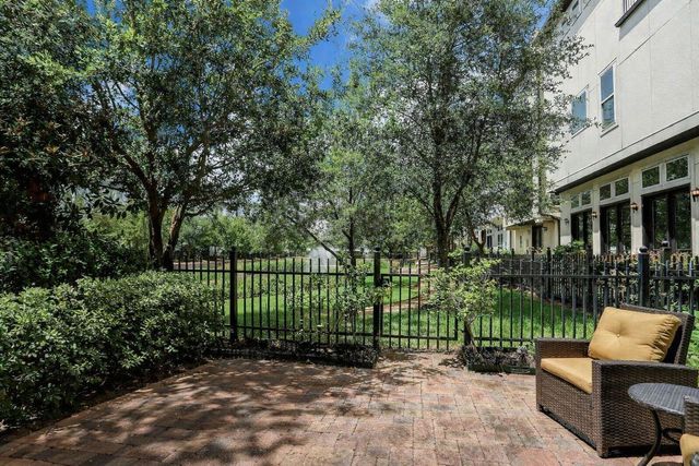 10912 Wrenwood Park, Houston, TX 77043