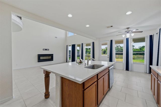 10419 Silver Shield Way, Tomball, TX 77375