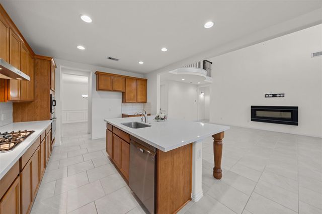 10419 Silver Shield Way, Tomball, TX 77375