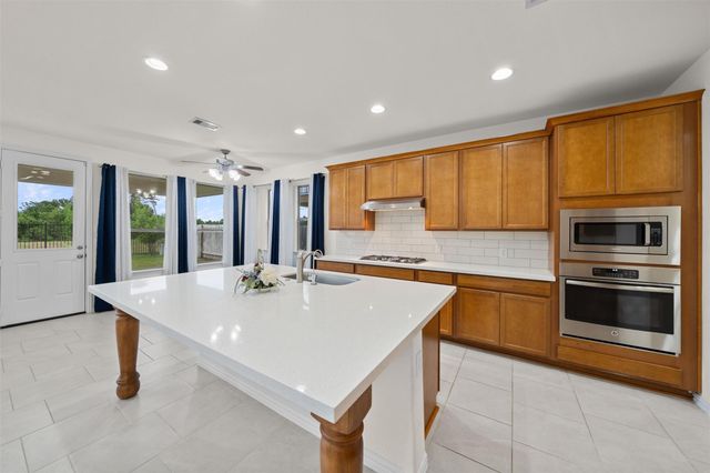 10419 Silver Shield Way, Tomball, TX 77375