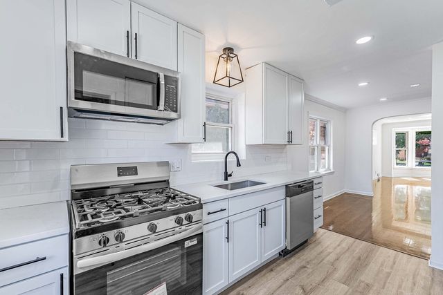 1935 N Natoma Avenue, Chicago, IL 60707