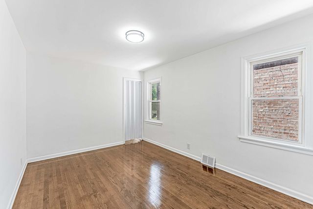 1935 N Natoma Avenue, Chicago, IL 60707