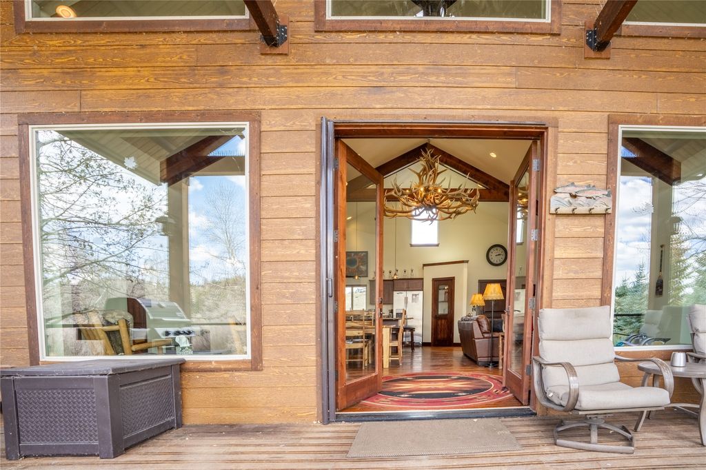 159 Barnes Lane, Wolf Creek, MT 59648 photo 11