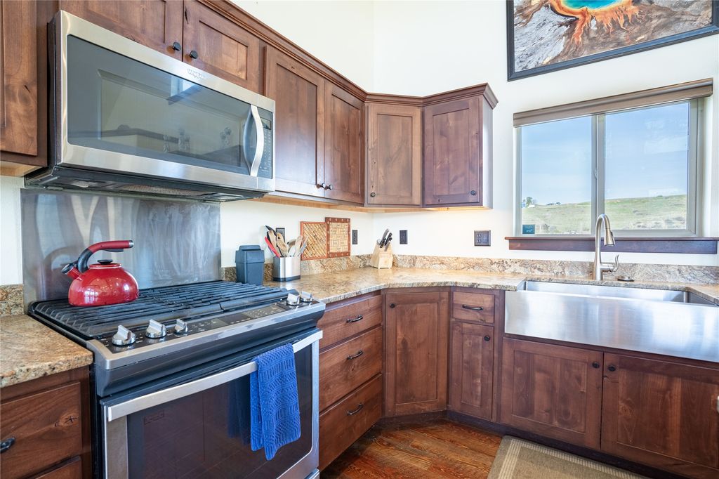 159 Barnes Lane, Wolf Creek, MT 59648 photo 19