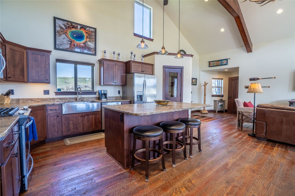 159 Barnes Lane, Wolf Creek, MT 59648 photo 20