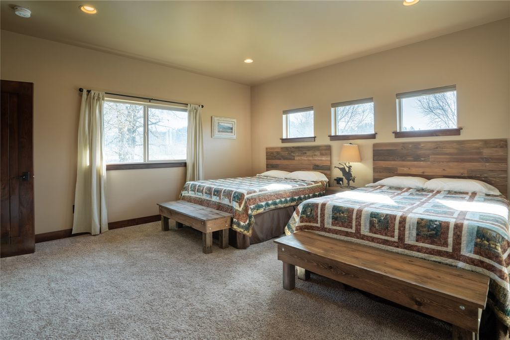 159 Barnes Lane, Wolf Creek, MT 59648 photo 25