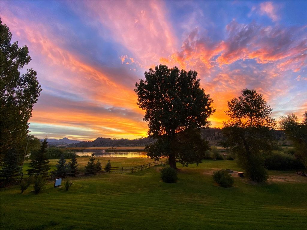 159 Barnes Lane, Wolf Creek, MT 59648 photo 8