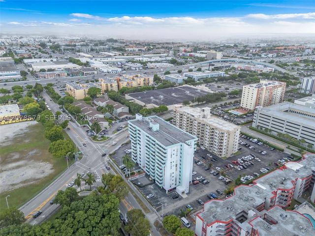 1825 W 44th Pl 401, Hialeah, FL 33012