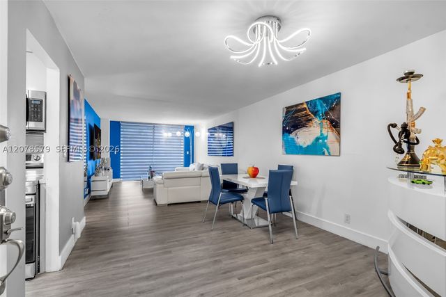 1825 W 44th Pl 401, Hialeah, FL 33012