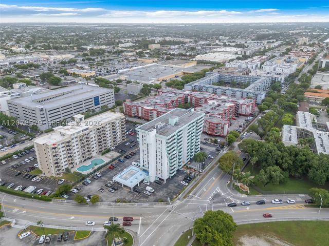 1825 W 44th Pl 401, Hialeah, FL 33012