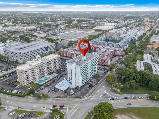 1825 W 44th Pl 401, Hialeah, FL 33012