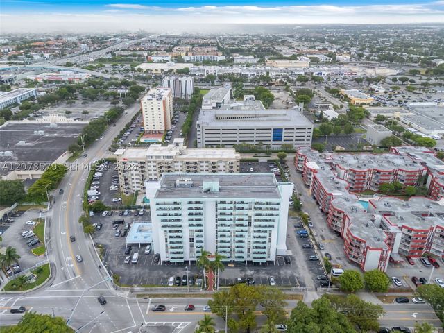 1825 W 44th Pl 401, Hialeah, FL 33012