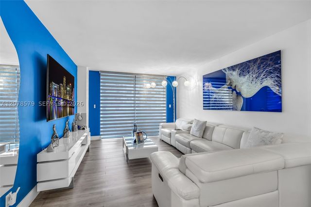 1825 W 44th Pl 401, Hialeah, FL 33012