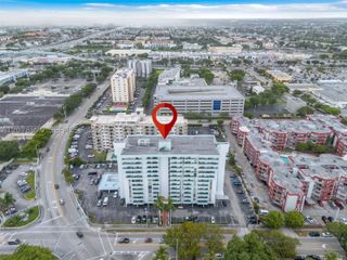 1825 W 44th Pl 401, Hialeah, FL 33012