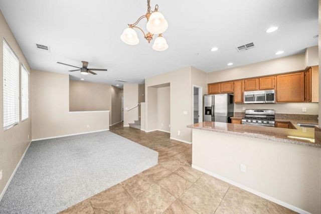 25265 Windy Cove Street 1, Murrieta, CA 92562