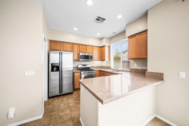 25265 Windy Cove Street 1, Murrieta, CA 92562
