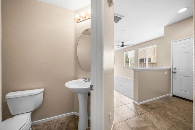 25265 Windy Cove Street 1, Murrieta, CA 92562