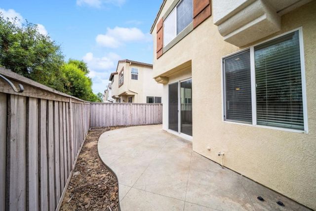 25265 Windy Cove Street 1, Murrieta, CA 92562