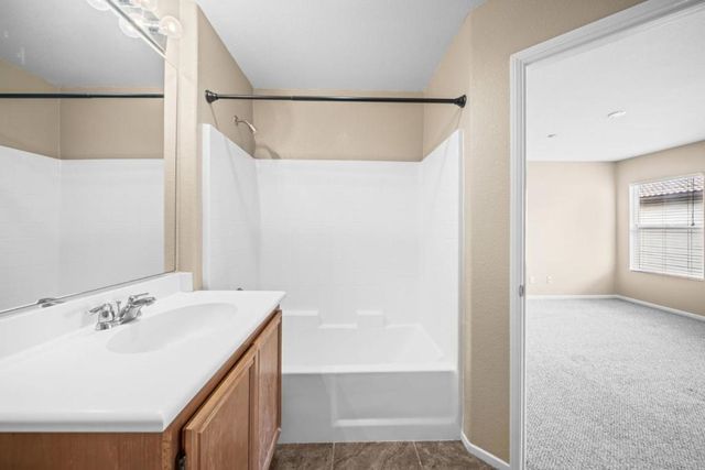 25265 Windy Cove Street 1, Murrieta, CA 92562