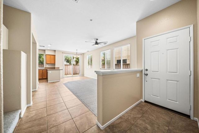 25265 Windy Cove Street 1, Murrieta, CA 92562