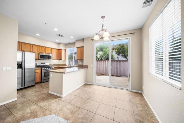 25265 Windy Cove Street 1, Murrieta, CA 92562