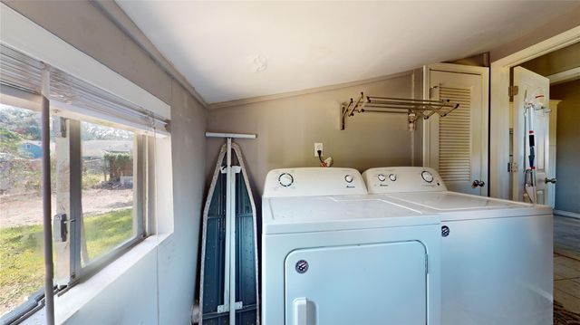 1638 Tabor Street, Houston, TX 77009