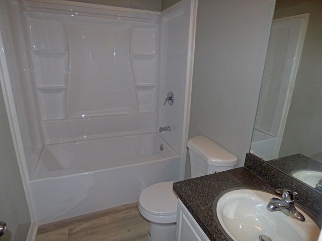 22 S Wichita Circle, Cherokee Village, AR 72529