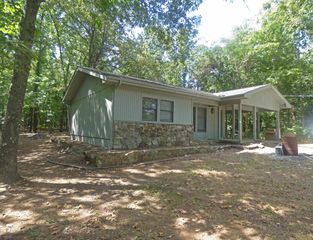 22 S Wichita Circle, Cherokee Village, AR 72529