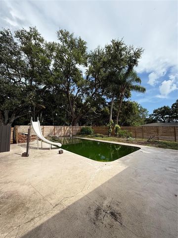 384 LENTZ ROAD, Belleair Bluffs, FL 33770