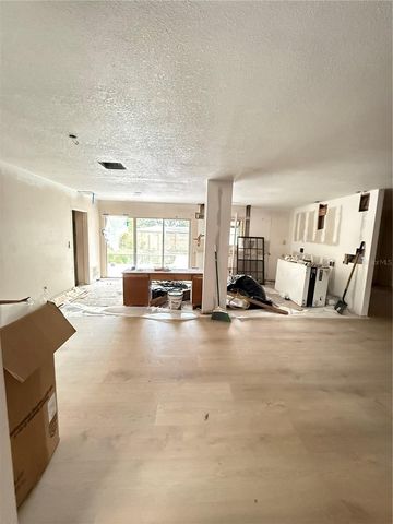 384 LENTZ ROAD, Belleair Bluffs, FL 33770