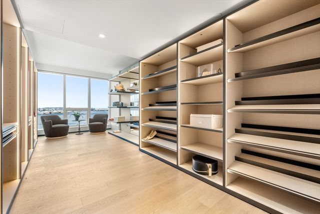 150 Seaport Boulevard 15CD, Boston, MA 02210