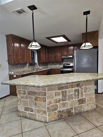 2820 W Jonquil Avenue, Mcallen, TX 78501