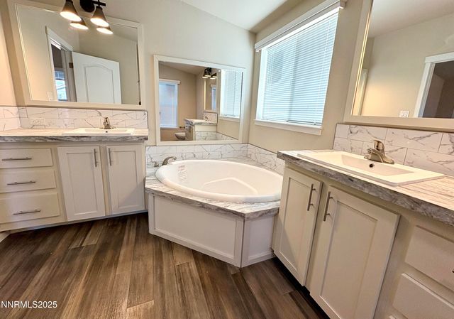 495 Camellia Way, Lovelock, NV 89419