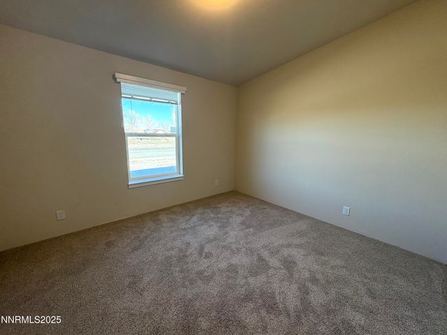 495 Camellia Way, Lovelock, NV 89419