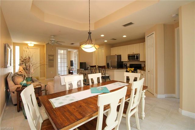 1360 Sweetwater CV 202, Naples, FL 34110