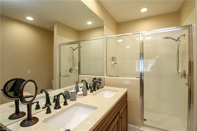 1360 Sweetwater CV 202, Naples, FL 34110