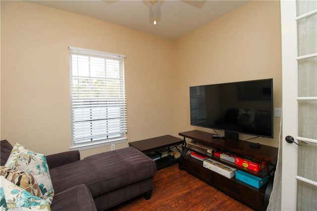 1360 Sweetwater CV 202, Naples, FL 34110