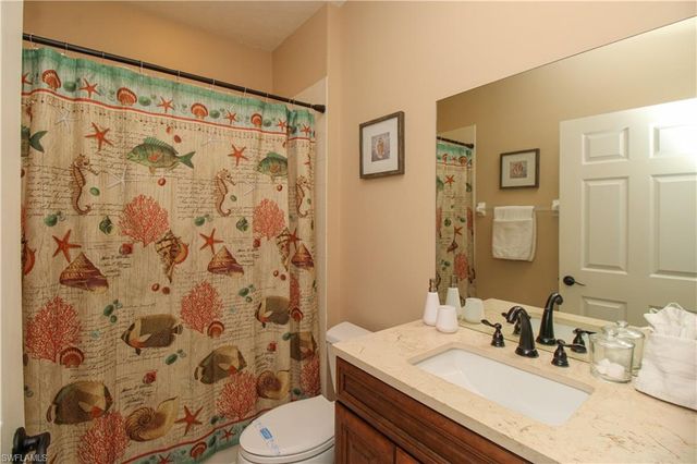 1360 Sweetwater CV 202, Naples, FL 34110