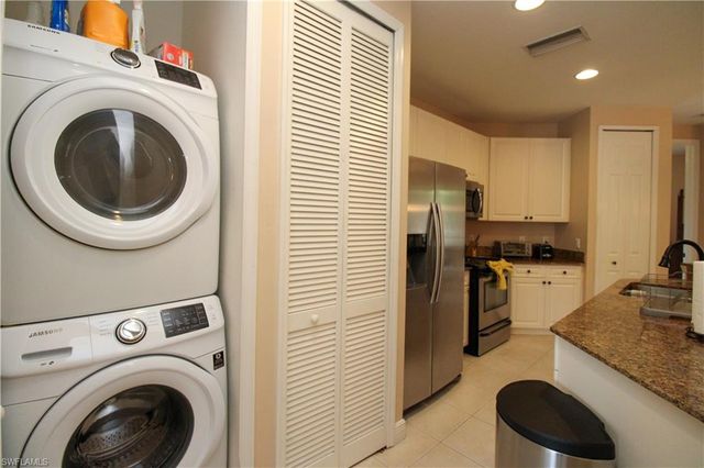 1360 Sweetwater CV 202, Naples, FL 34110