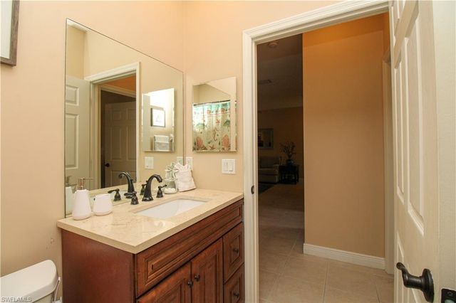 1360 Sweetwater CV 202, Naples, FL 34110
