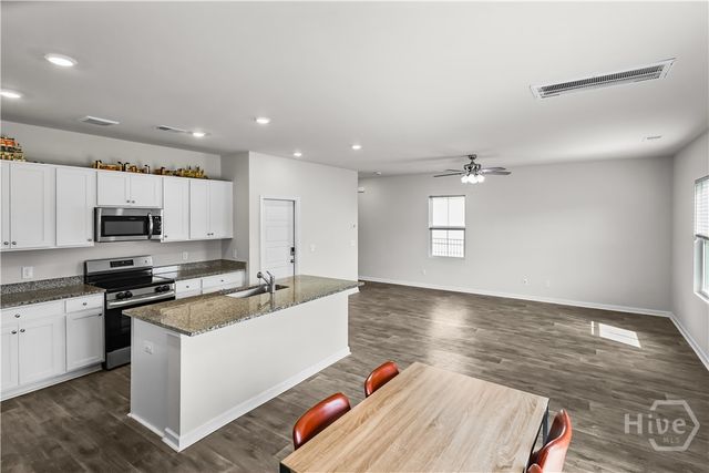 102 Hydrangea Way, Bloomingdale, GA 31302
