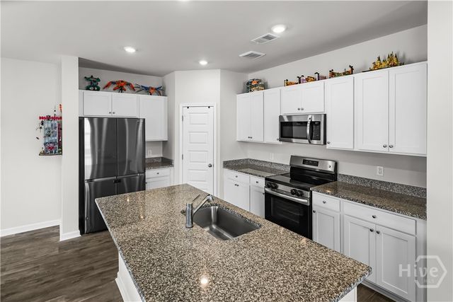 102 Hydrangea Way, Bloomingdale, GA 31302