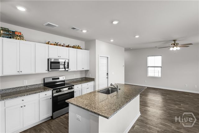 102 Hydrangea Way, Bloomingdale, GA 31302