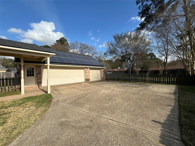 3321 Colquitt Road, Shreveport, LA 71118