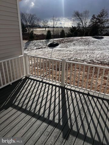 9 TURF CT, Royersford, PA 19468