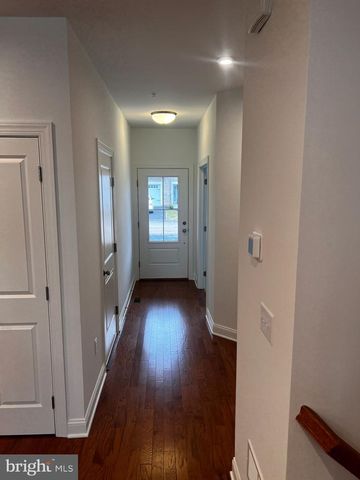9 TURF CT, Royersford, PA 19468