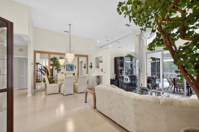 200 Eagleton Estates Boulevard, Palm Beach Gardens, FL 33418