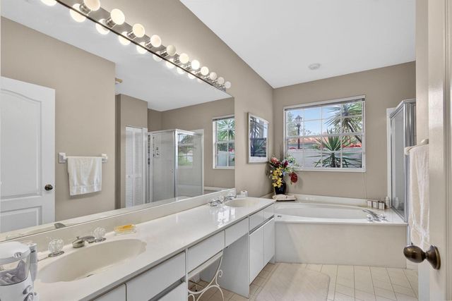 200 Eagleton Estates Boulevard, Palm Beach Gardens, FL 33418