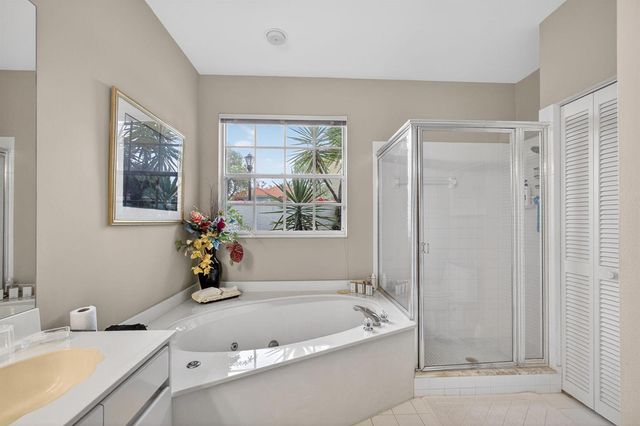 200 Eagleton Estates Boulevard, Palm Beach Gardens, FL 33418