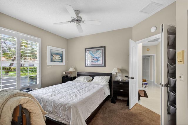 200 Eagleton Estates Boulevard, Palm Beach Gardens, FL 33418